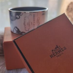 Hermès White and Silver Cuff Bracelet